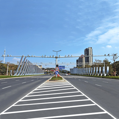 Structural Steel CCTV Camera Mounting Pole Dual Arms VMS Cantilever 6m Traffic Signal Light Pole